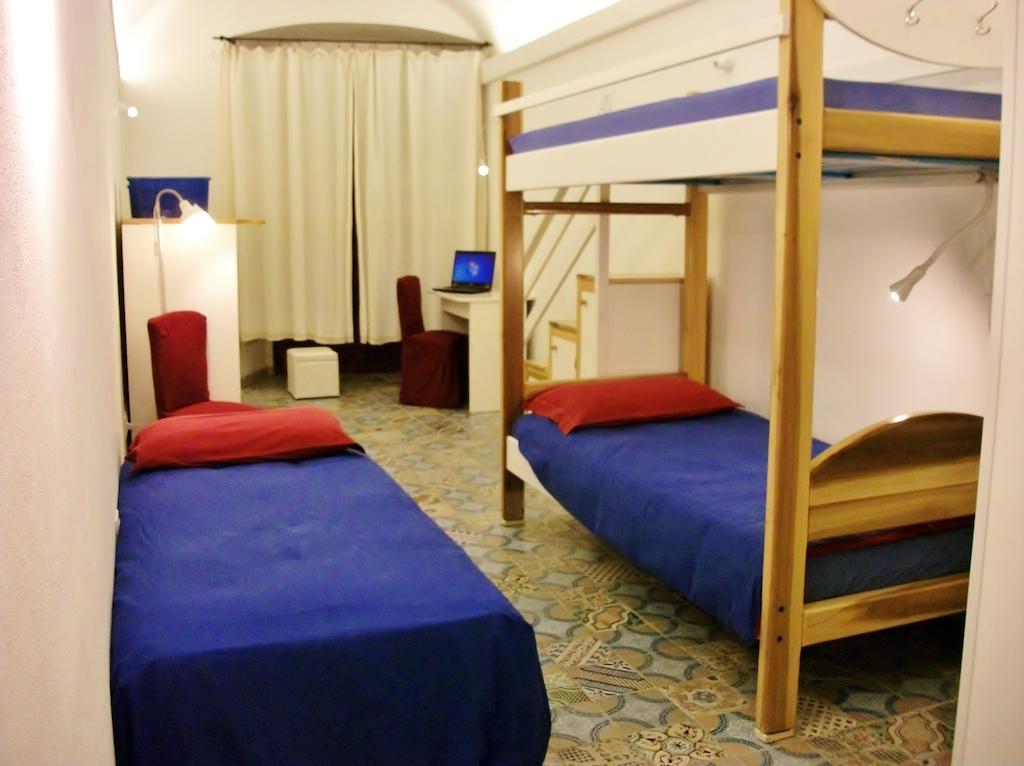 Apartmán Residenze Palazzo Pes Cagliari Pokoj fotografie